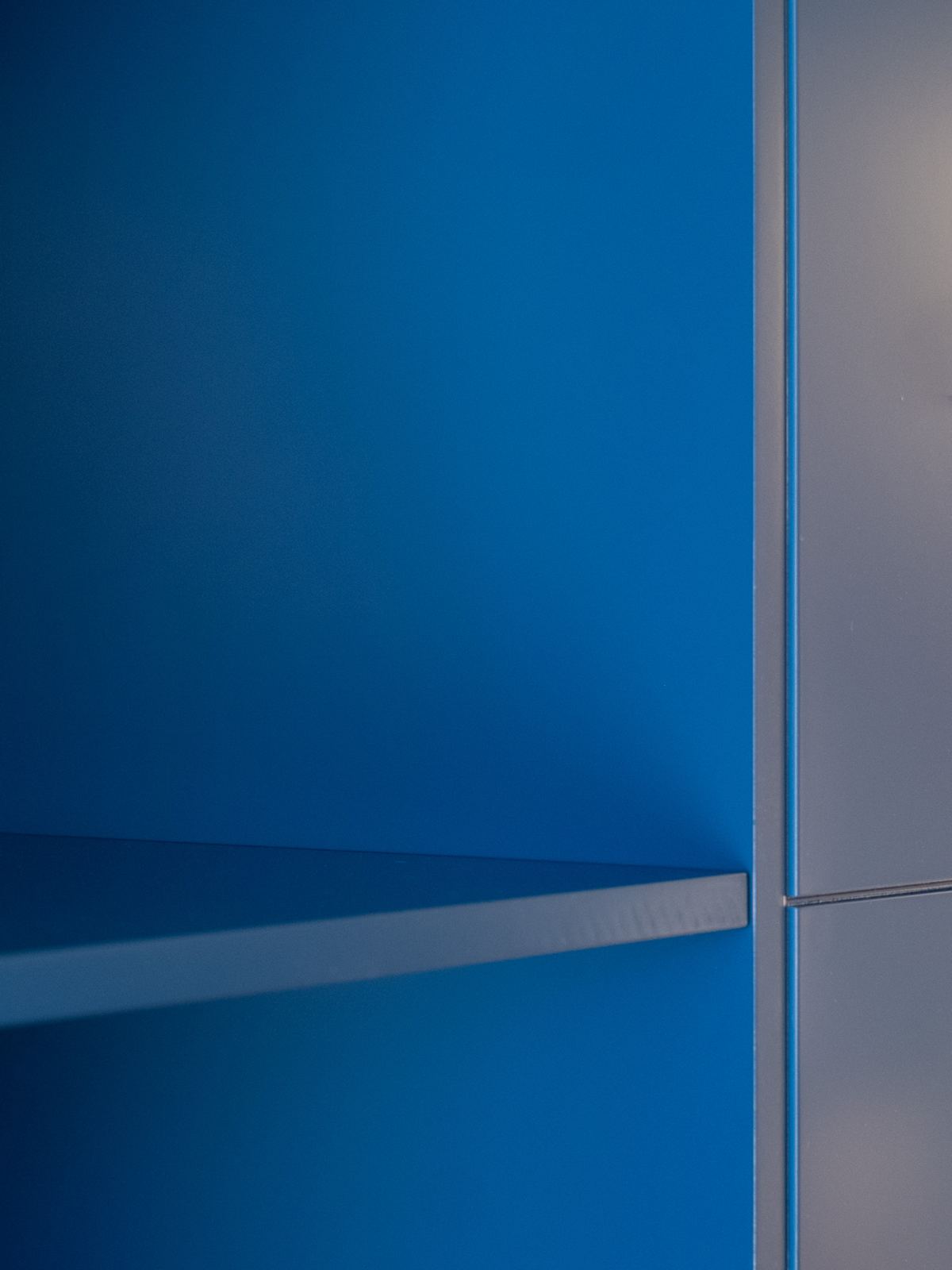 Semi-gloss blue shelf edge, Blue Cabinet